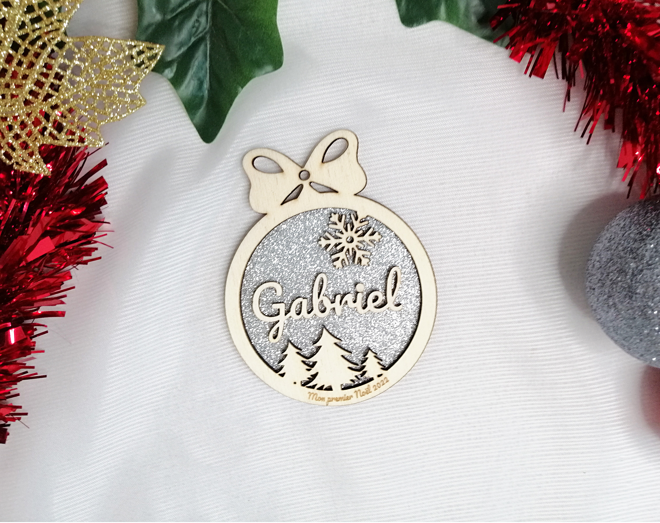 boule-noel-personnalisee-sapin-paillette-2