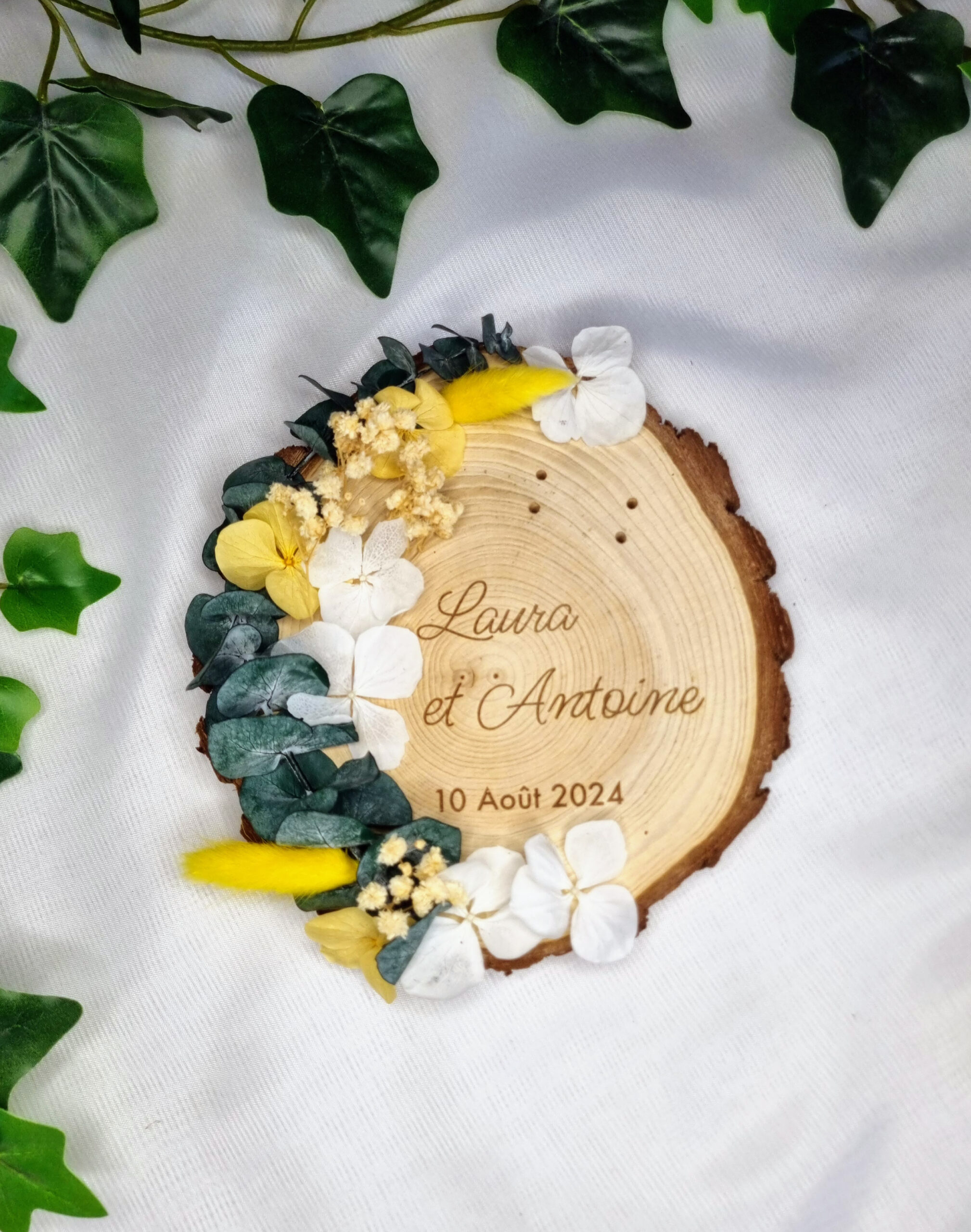 Porte alliance champêtre avec véritables fleurs stabilisées