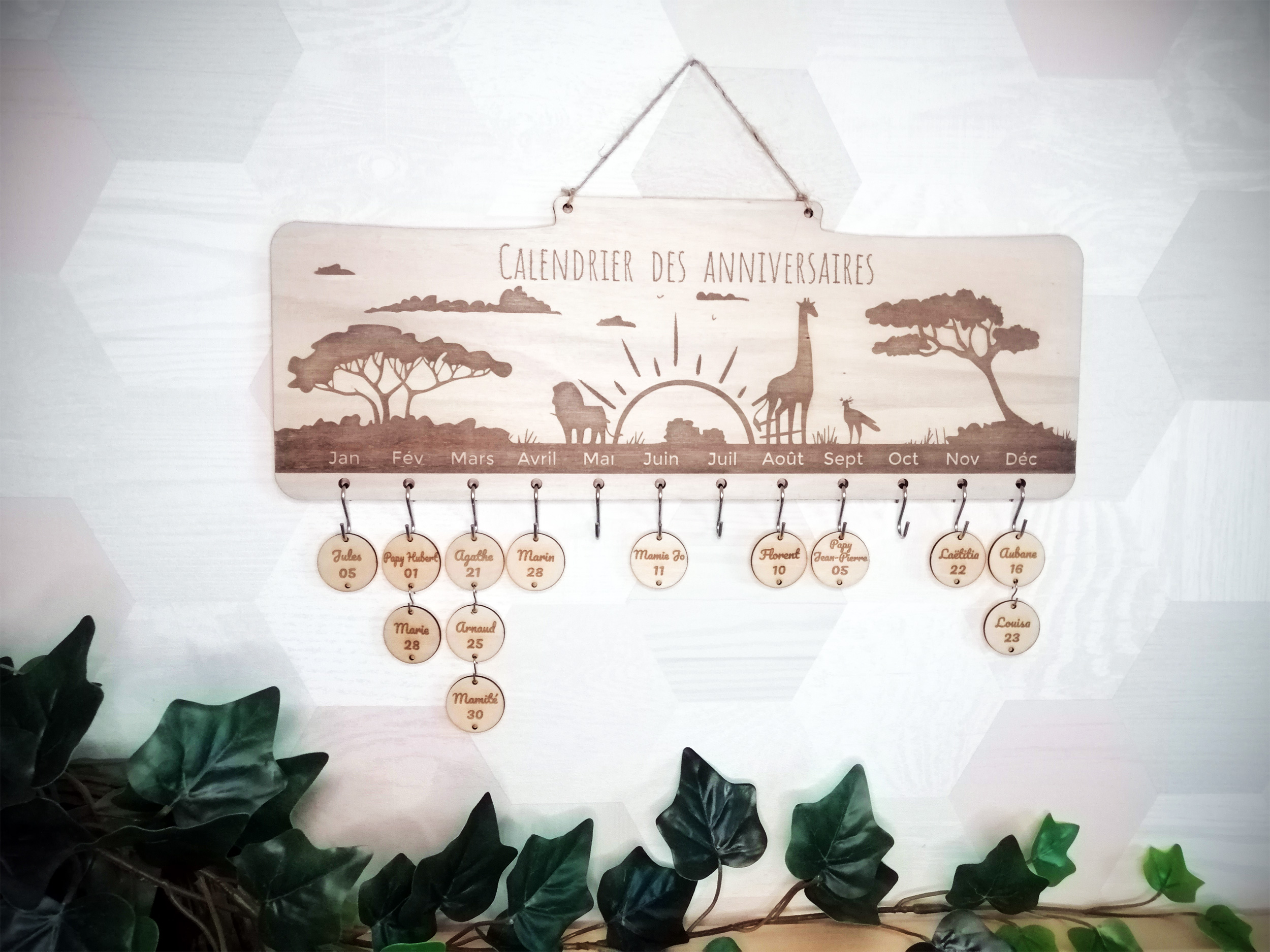 Calendrier perpétuel des anniversaires en bois - Thème Savane