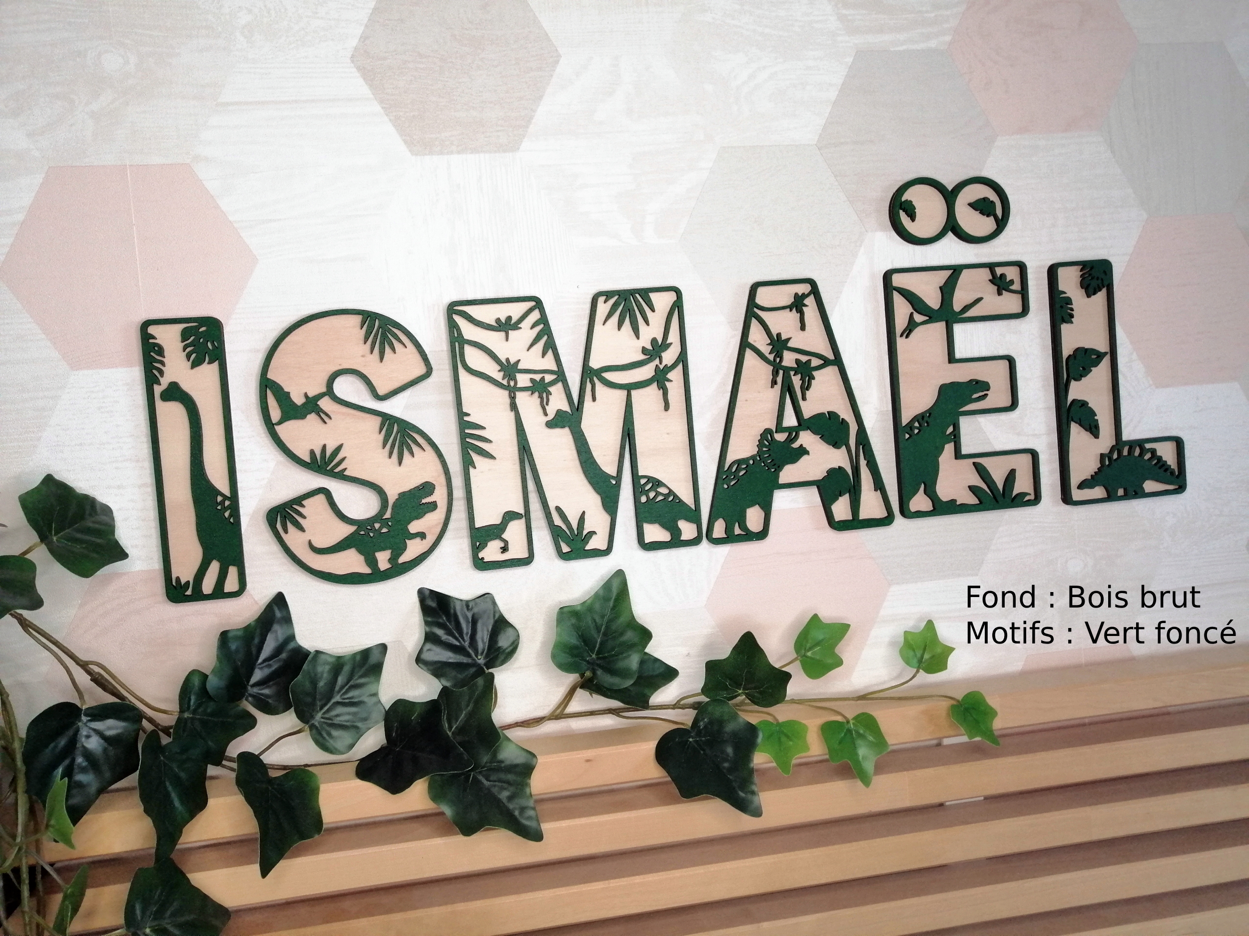 Lettre dinosaure vert foncé