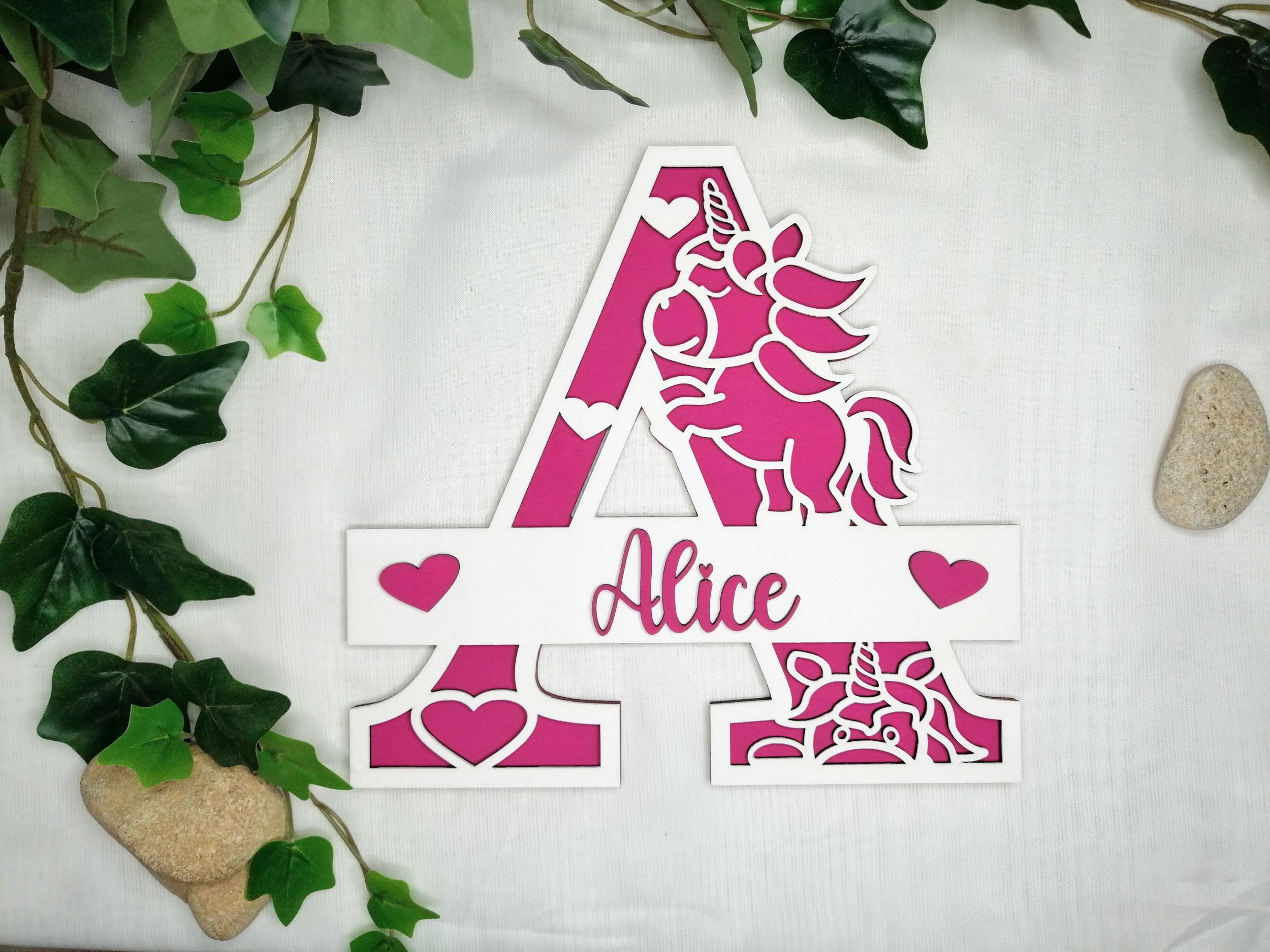 Prénom en bois sur son initiale - Licorne