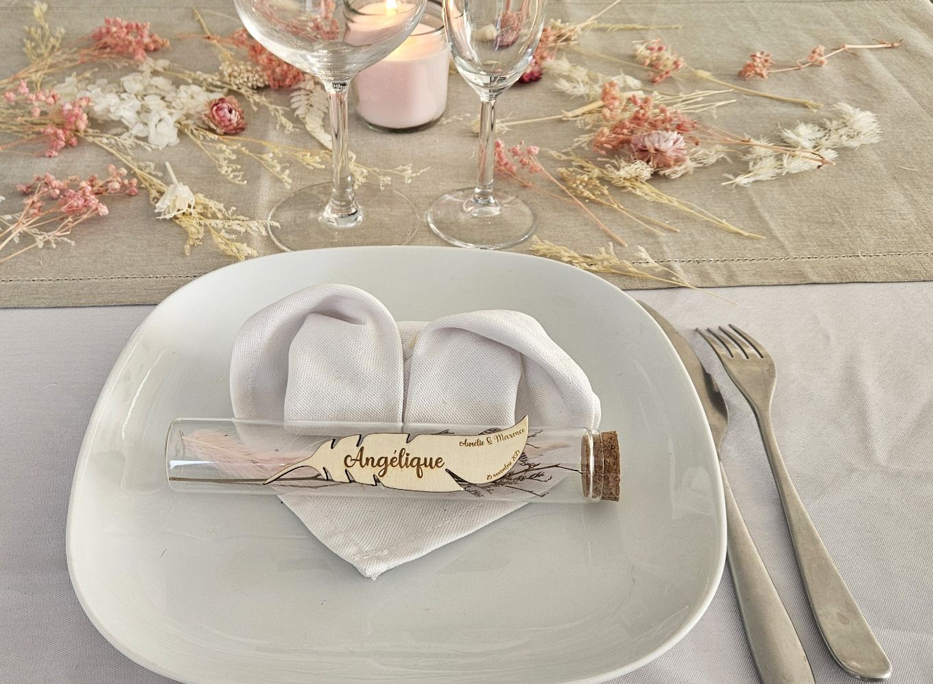 Marque place bois plume