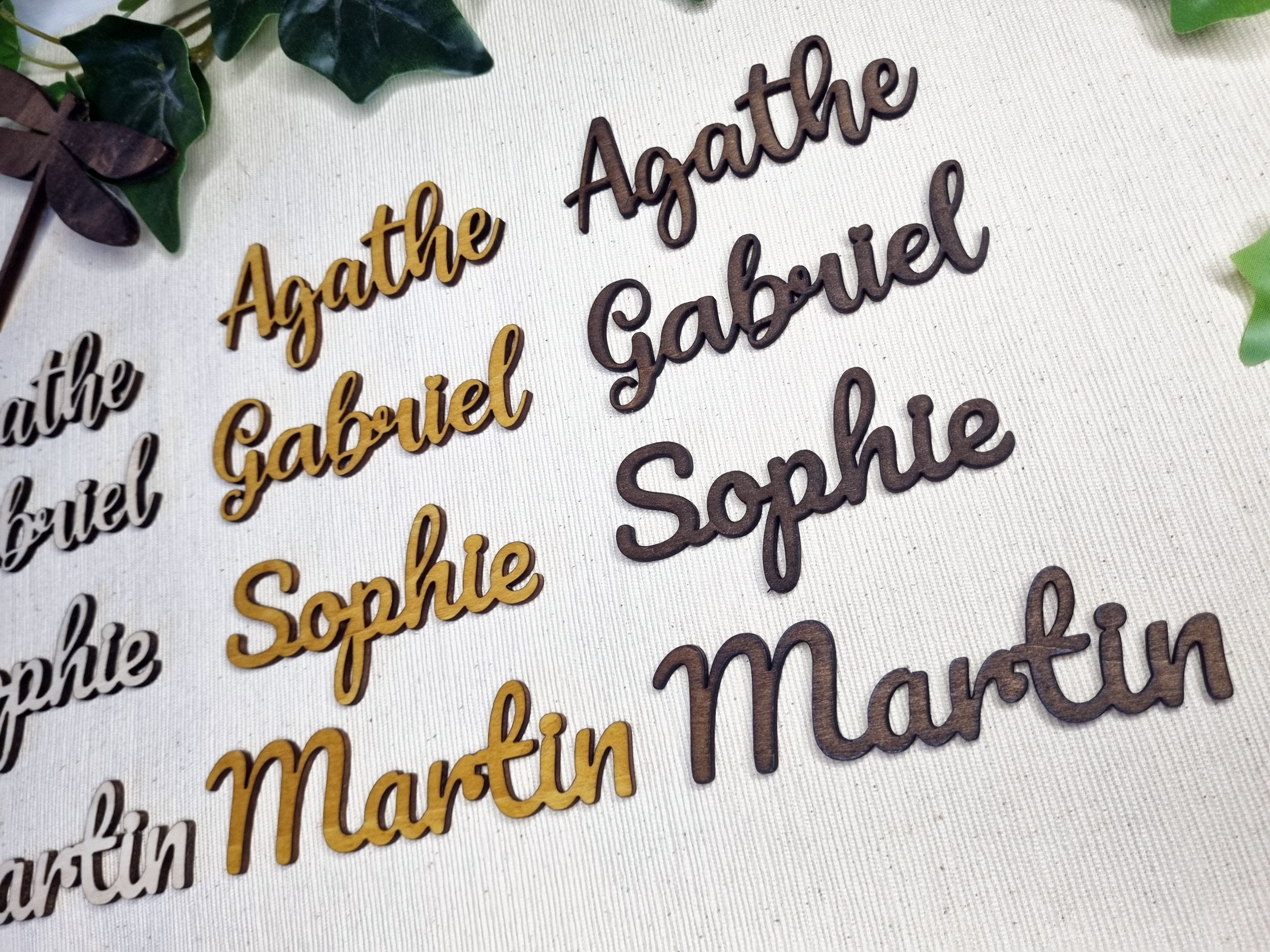 Marque place en bois : Mariage, baptême, anniversaire, événements